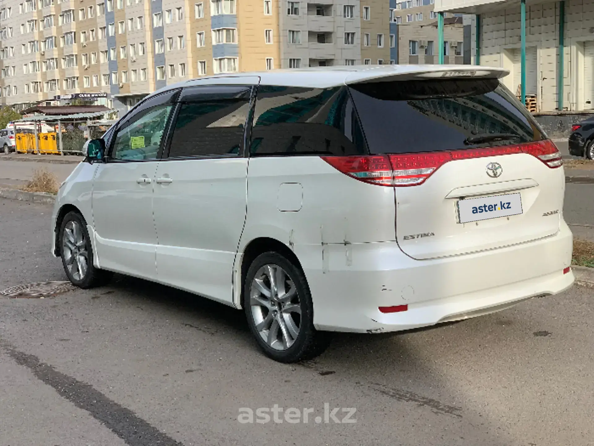 Toyota Estima 2008