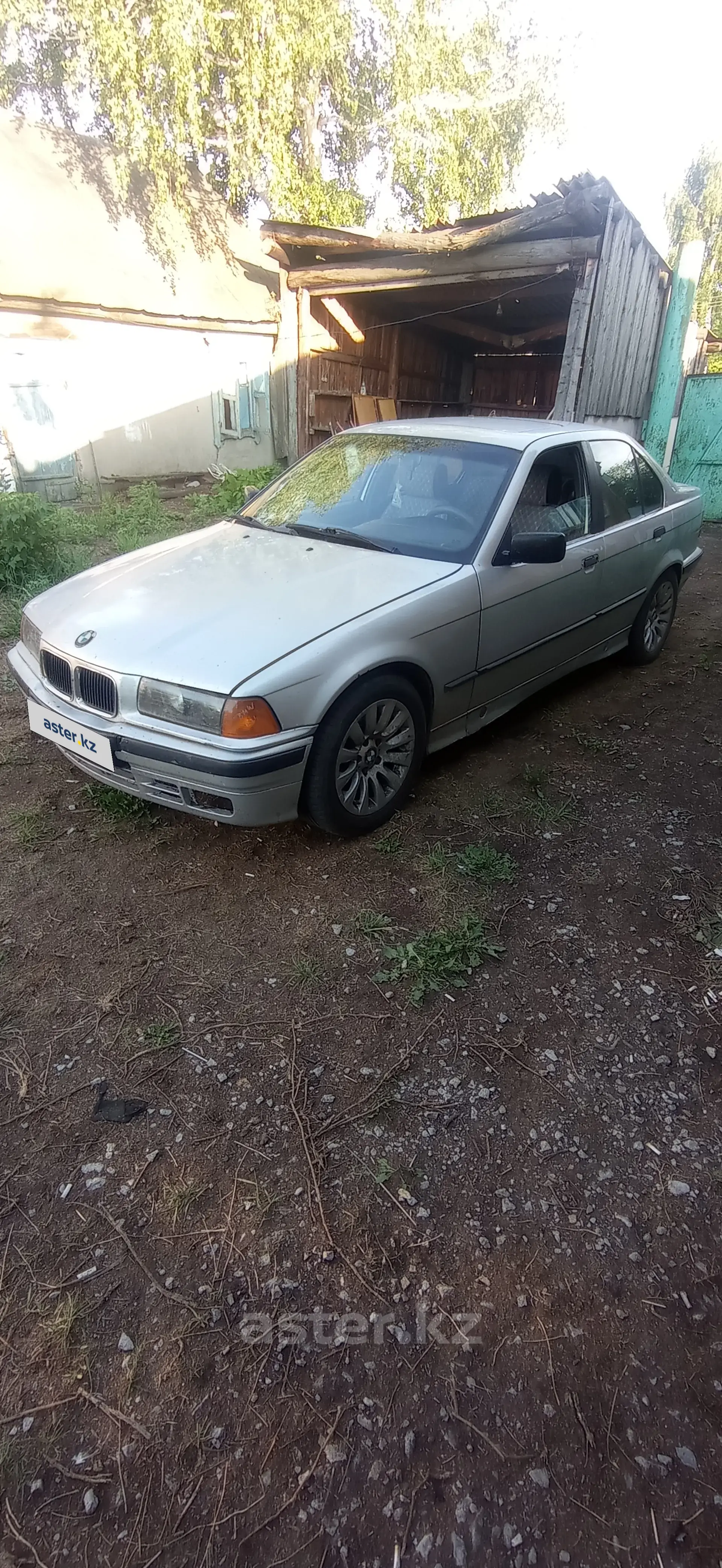 BMW 3 серии 1992