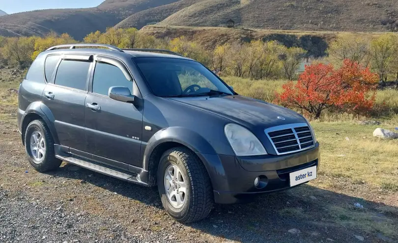 Ssangyong rexton 2007 года