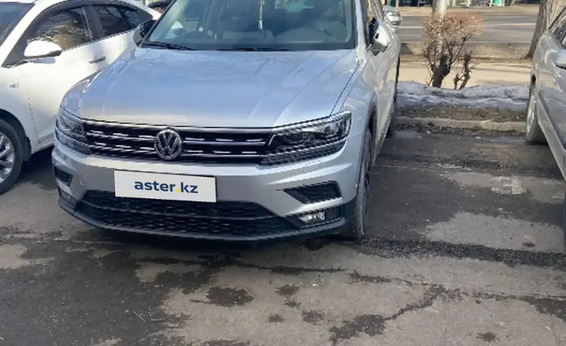 Volkswagen Tiguan 2018 года за 12 000 000 тг. в Алматы