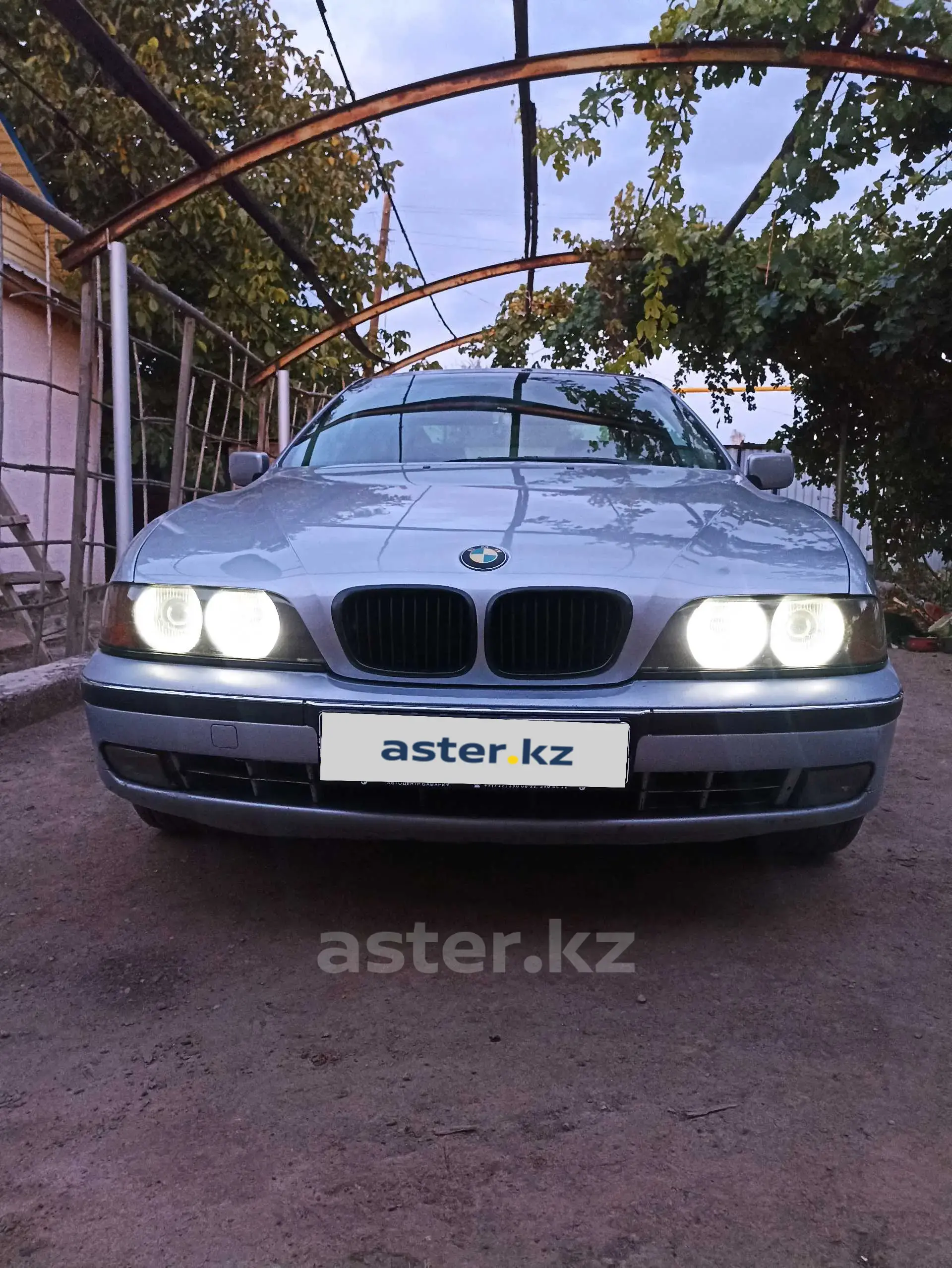 BMW 5 серии 1996