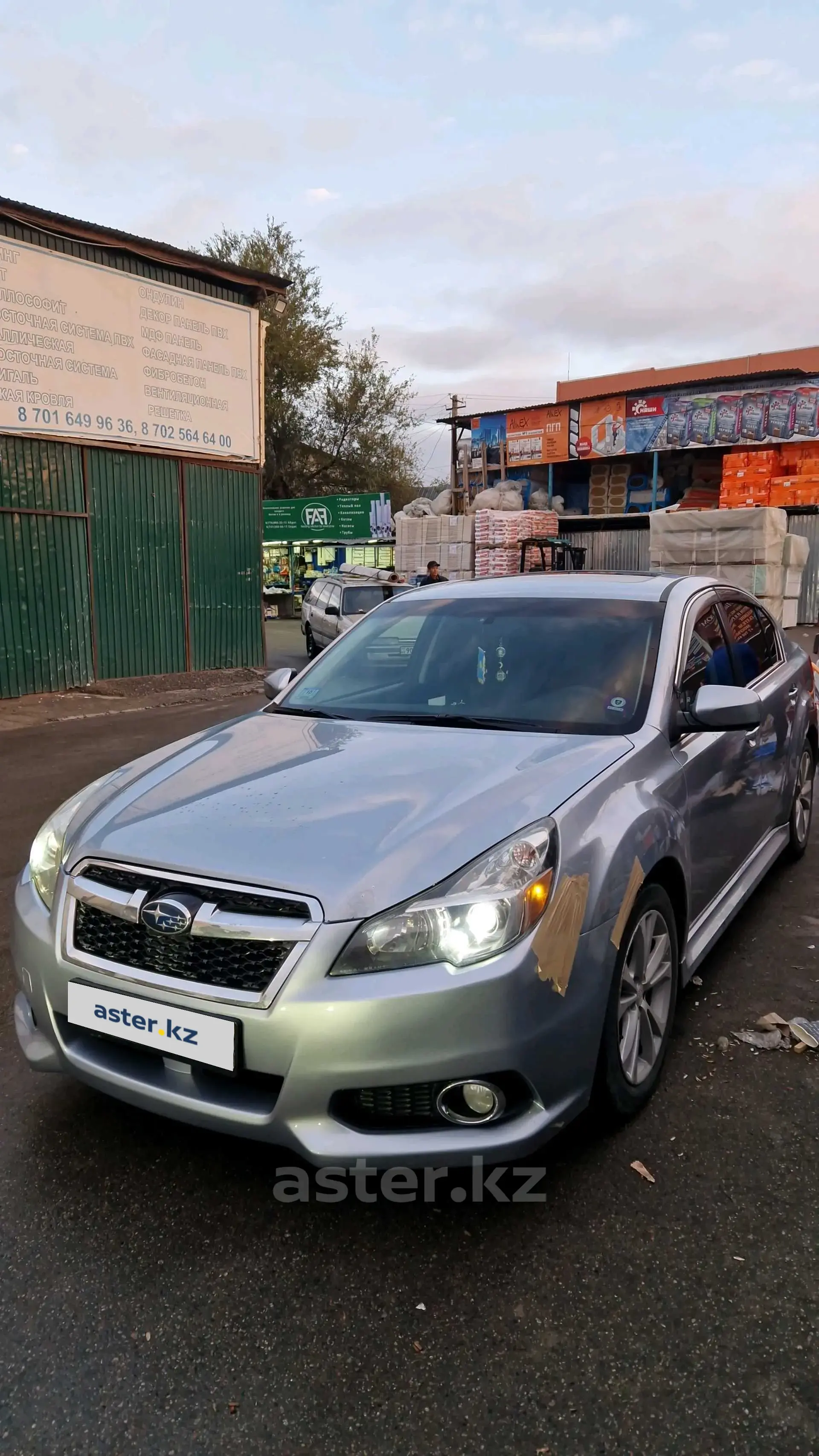 Subaru Legacy 2012