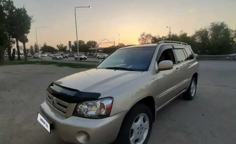 Toyota Highlander 2005 года за 7 800 000 тг. в Алматы