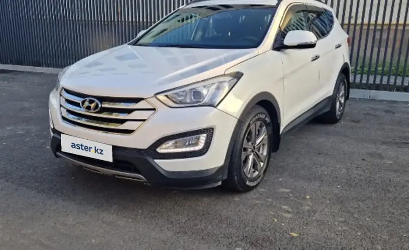 Hyundai Santa Fe 2016 года за 11 000 000 тг. в Алматы
