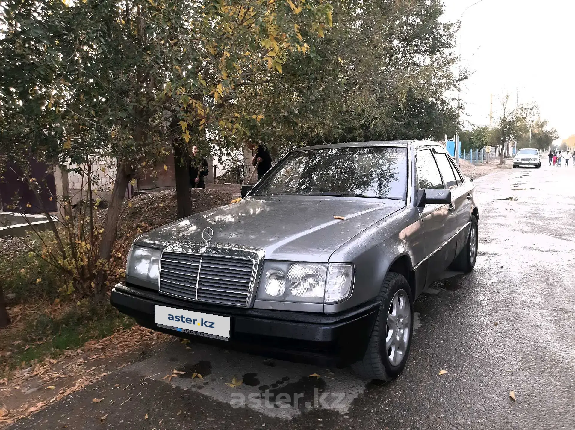 Mercedes-Benz E-Класс 1992