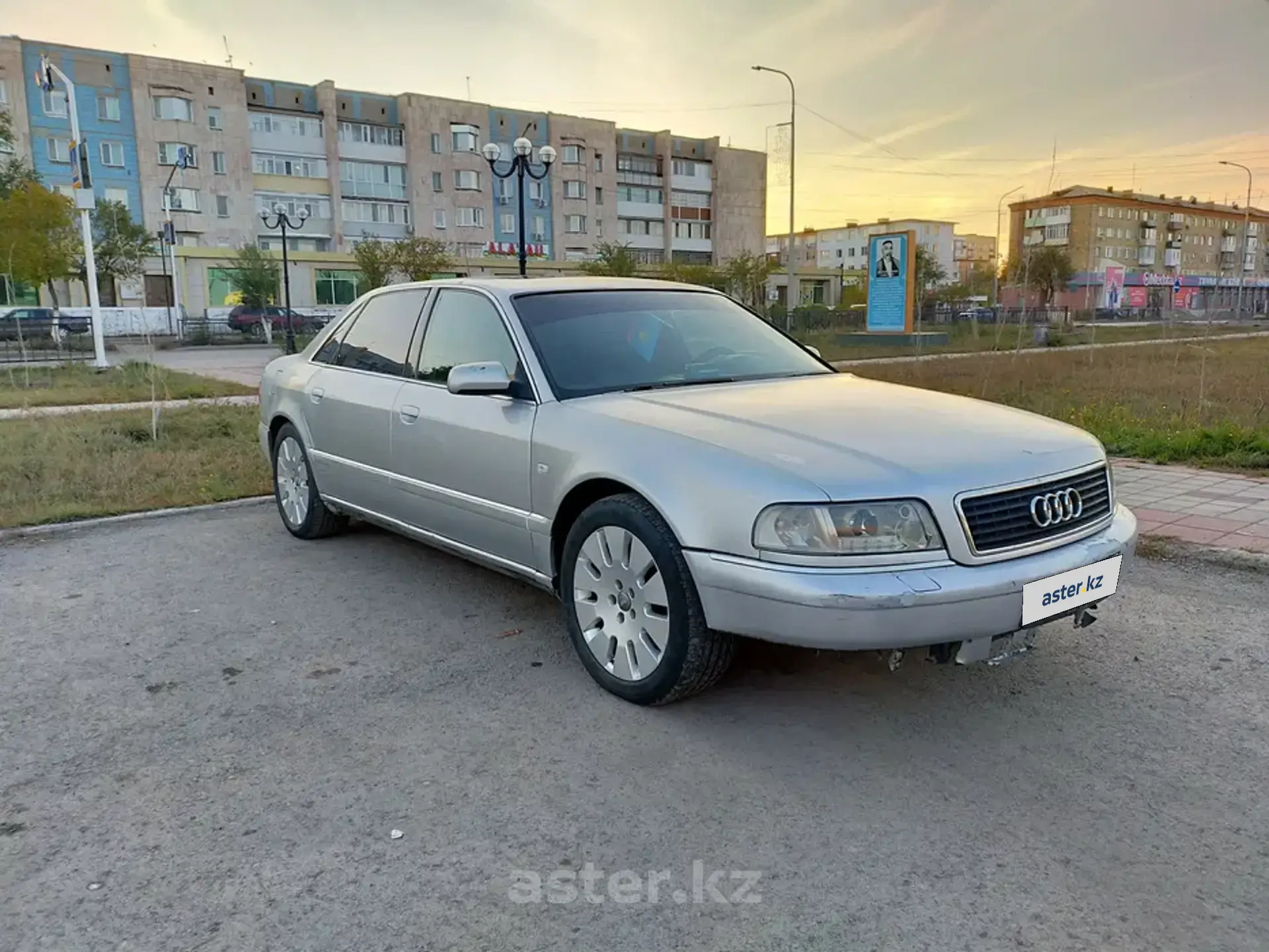 Audi A8 2000