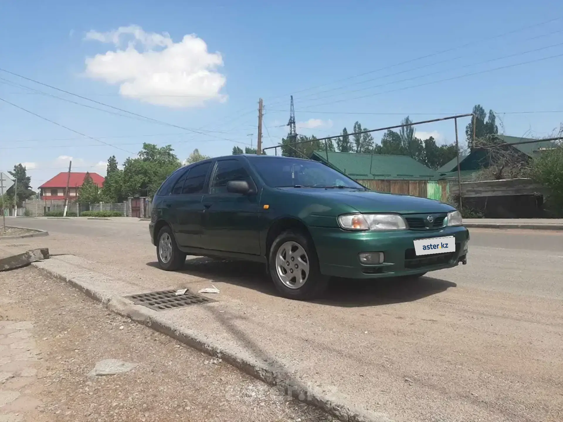 Nissan Almera 1995