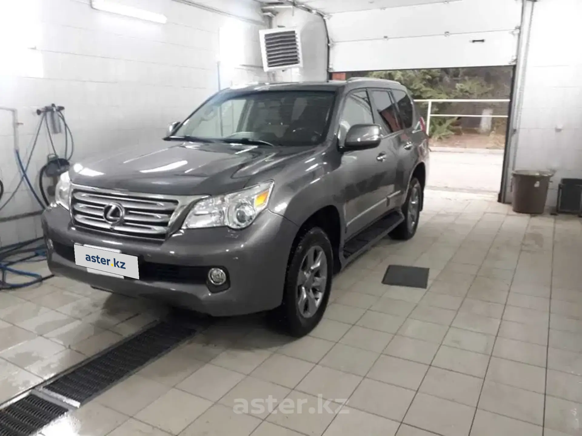 Lexus GX 2011