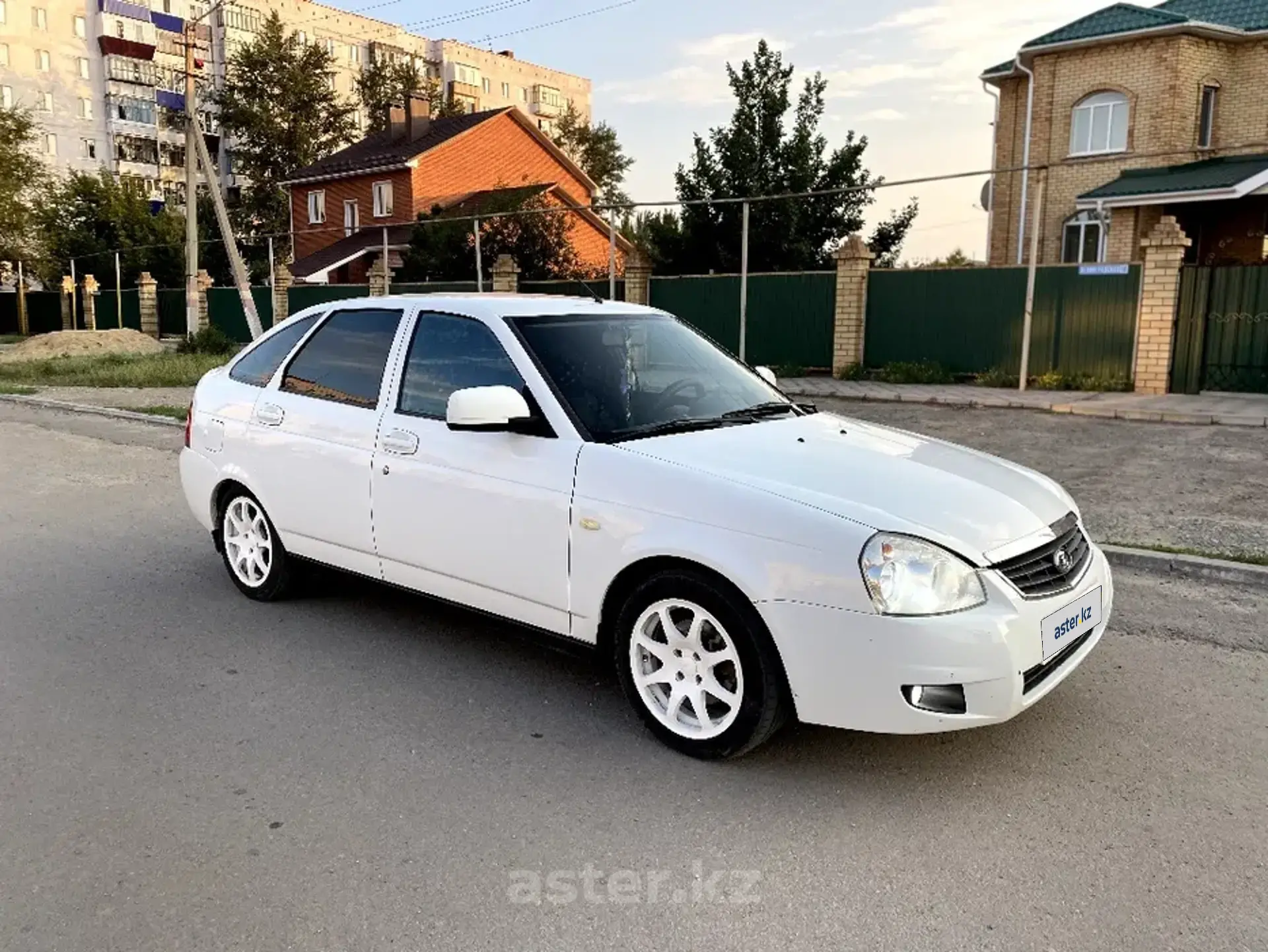 LADA (ВАЗ) Priora 2012