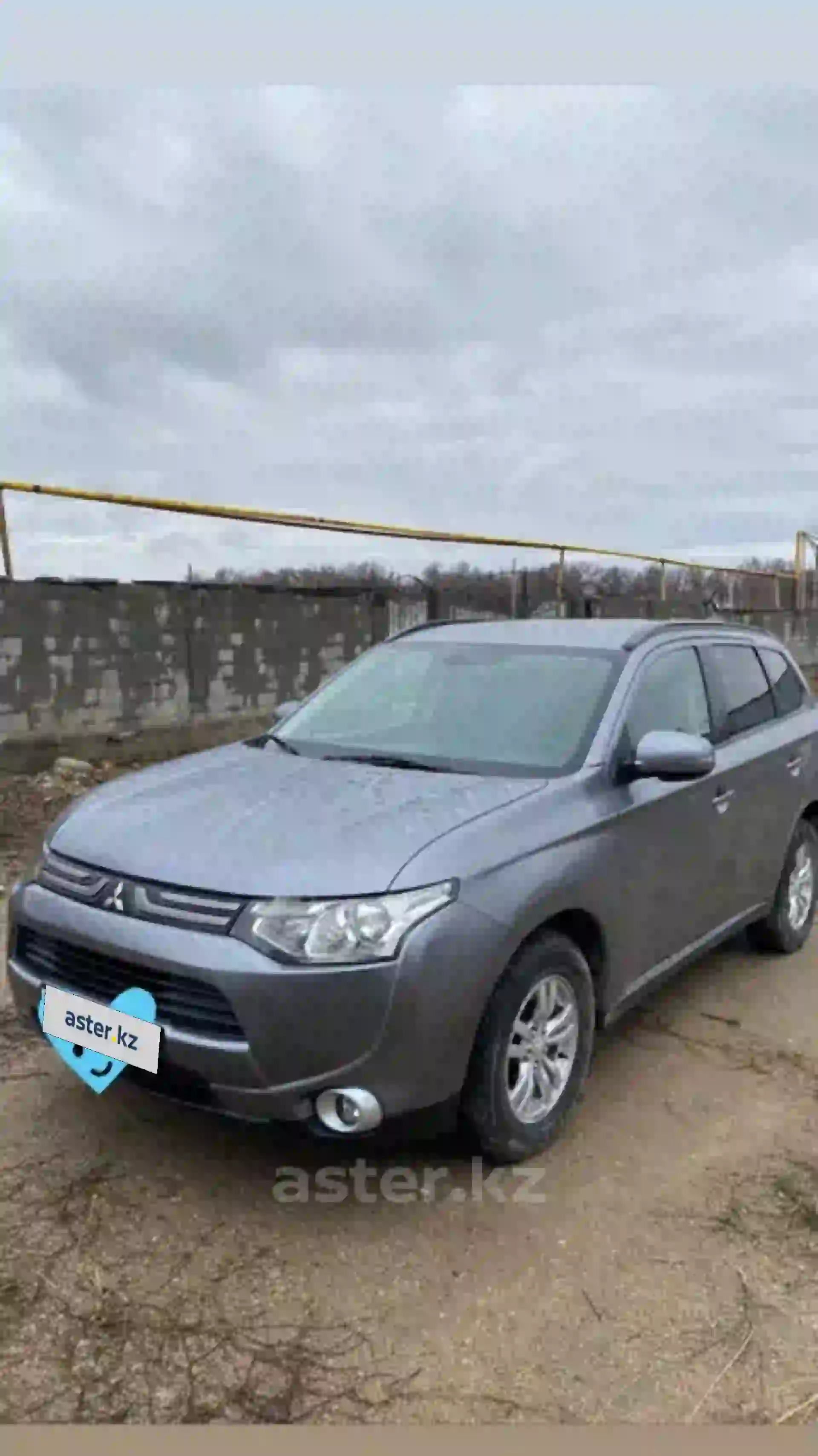 Mitsubishi Outlander 2013