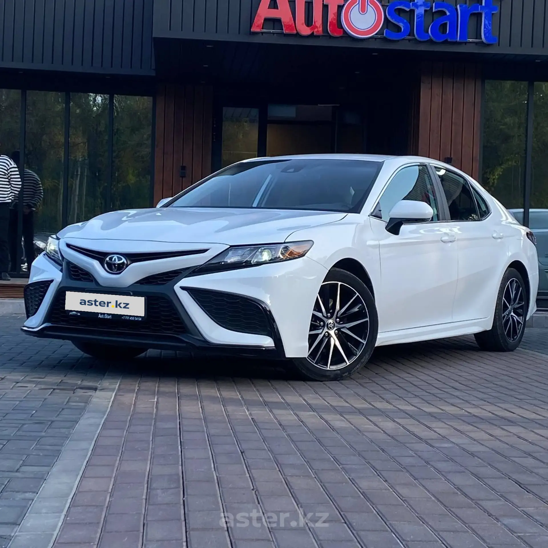 Toyota Camry 2021