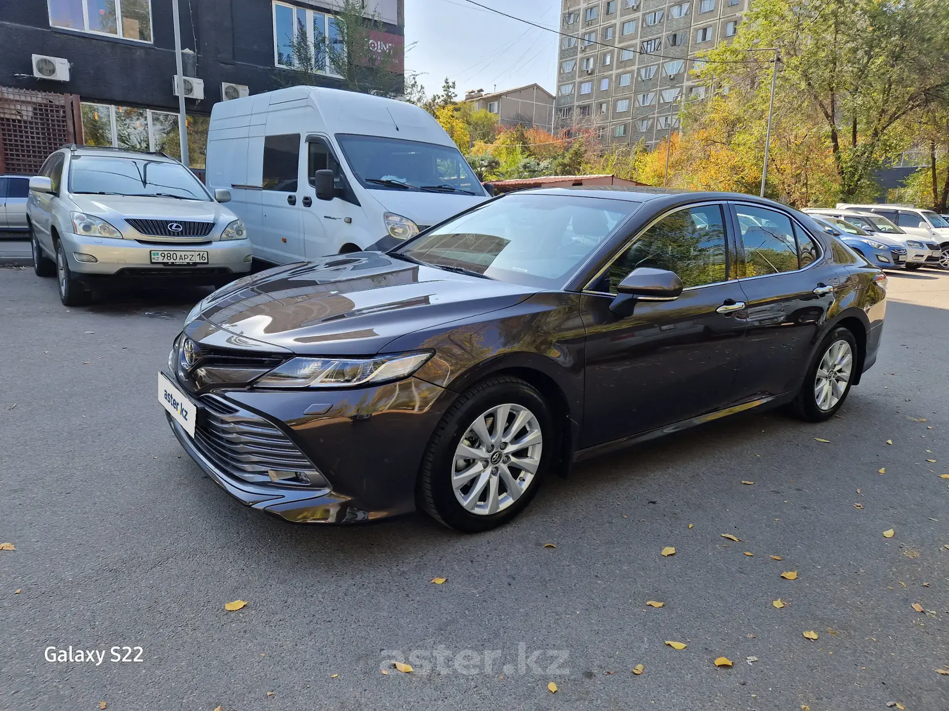 Toyota Camry 2019