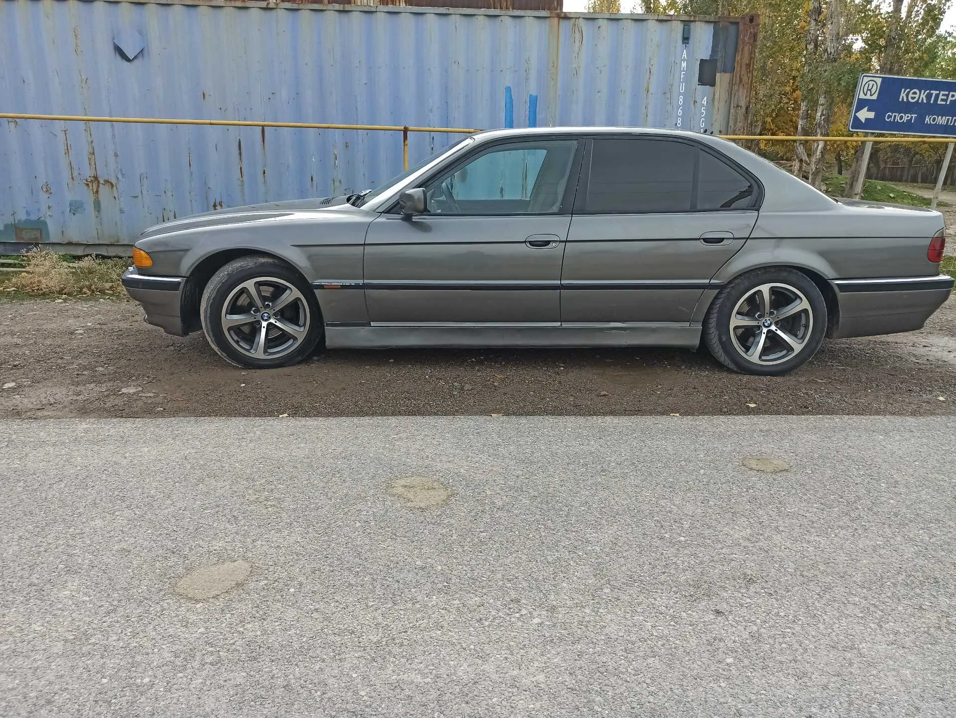 BMW 7 серии 1999