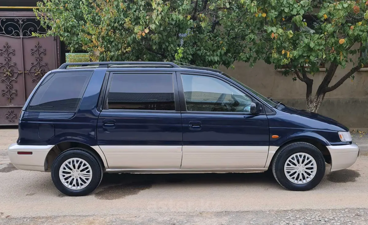 Купить Mitsubishi Space Wagon 1996 года в Шымкенте, цена 2500000 тенге.  Продажа Mitsubishi Space Wagon в Шымкенте - Aster.kz. №c938714