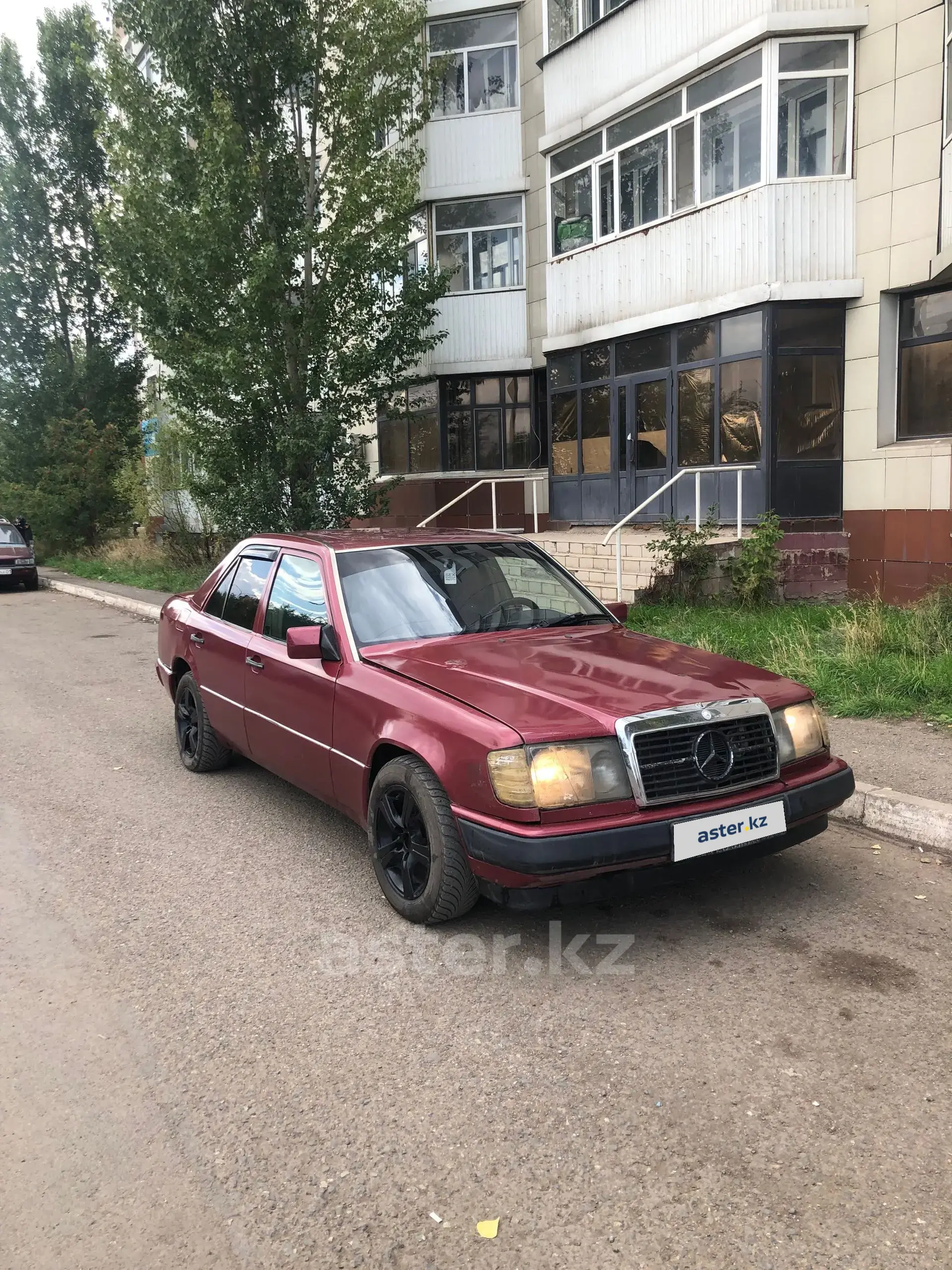 Mercedes-Benz E-Класс 1993