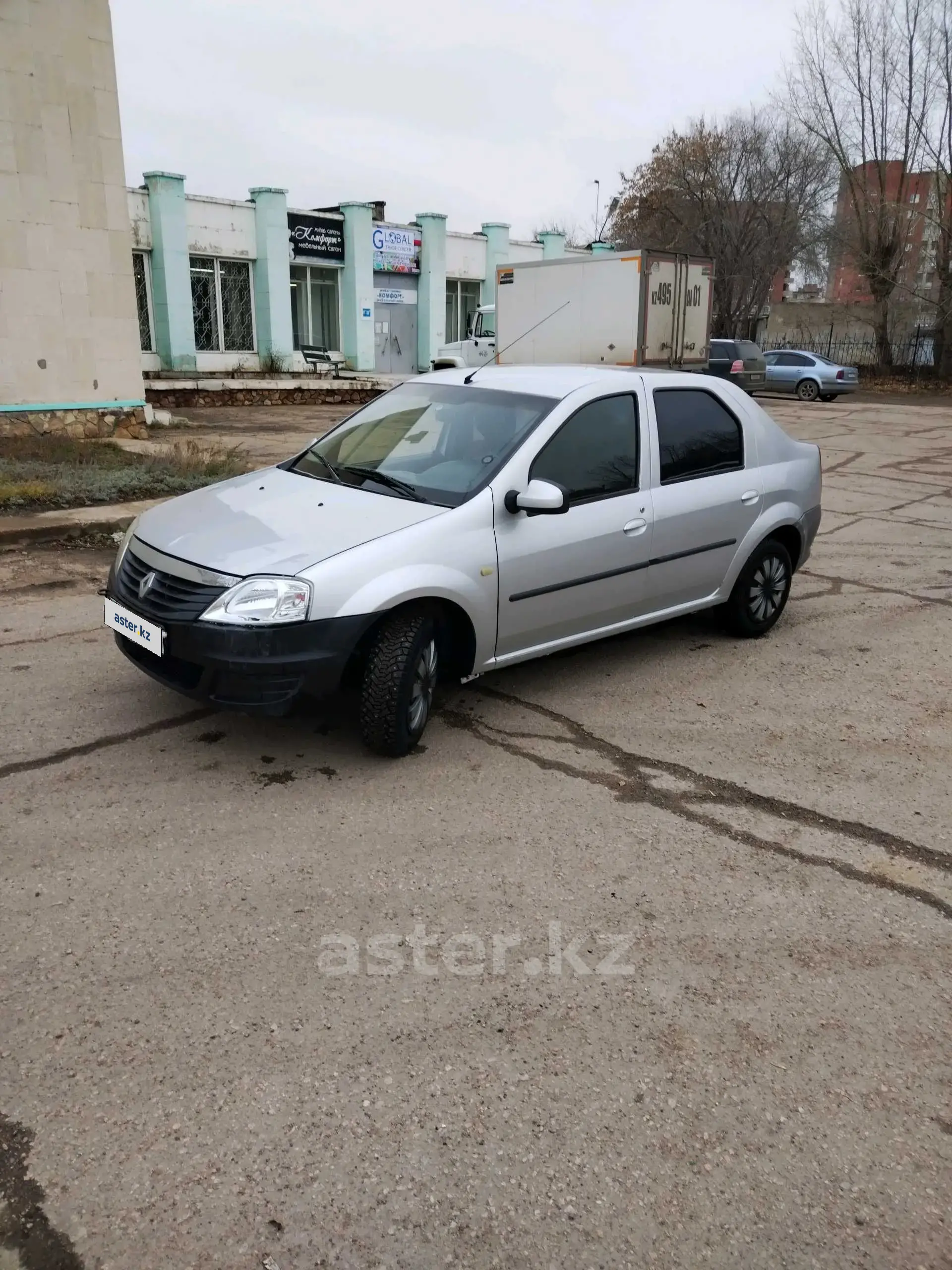 Renault Logan 2014