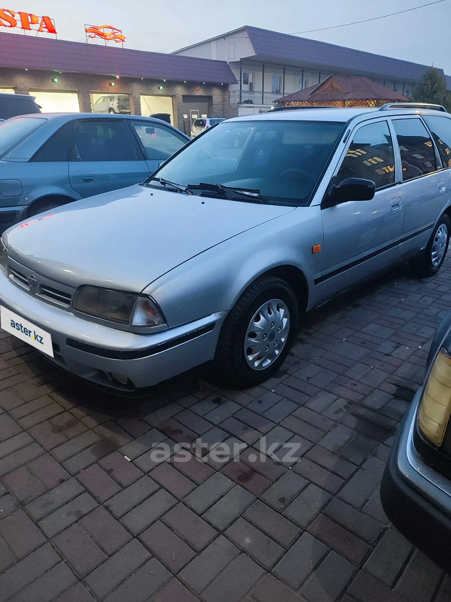 Nissan Primera 1995