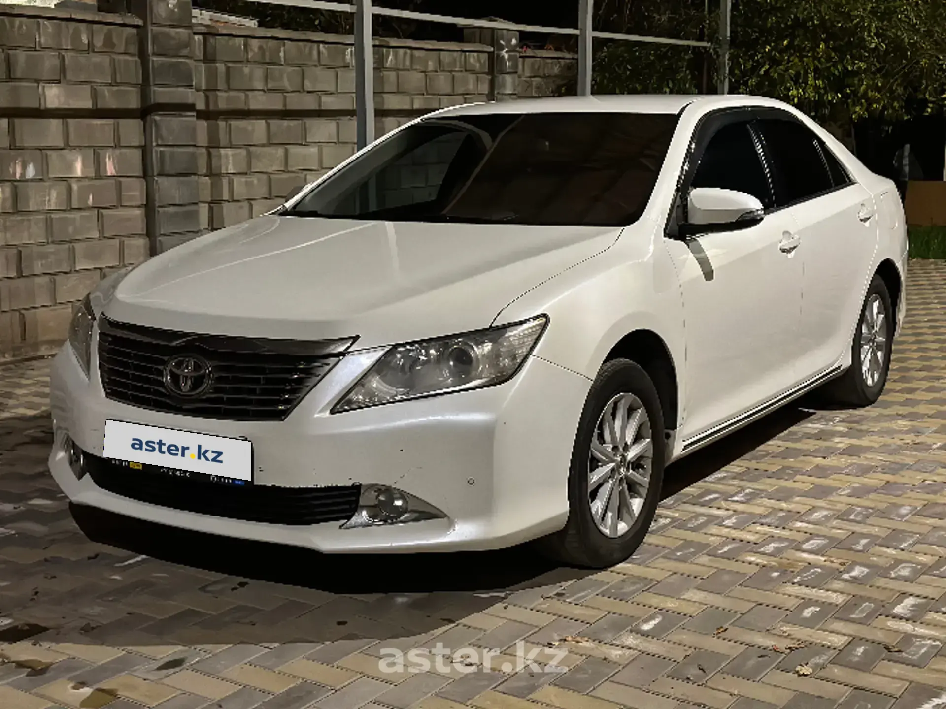 Toyota Camry 2014