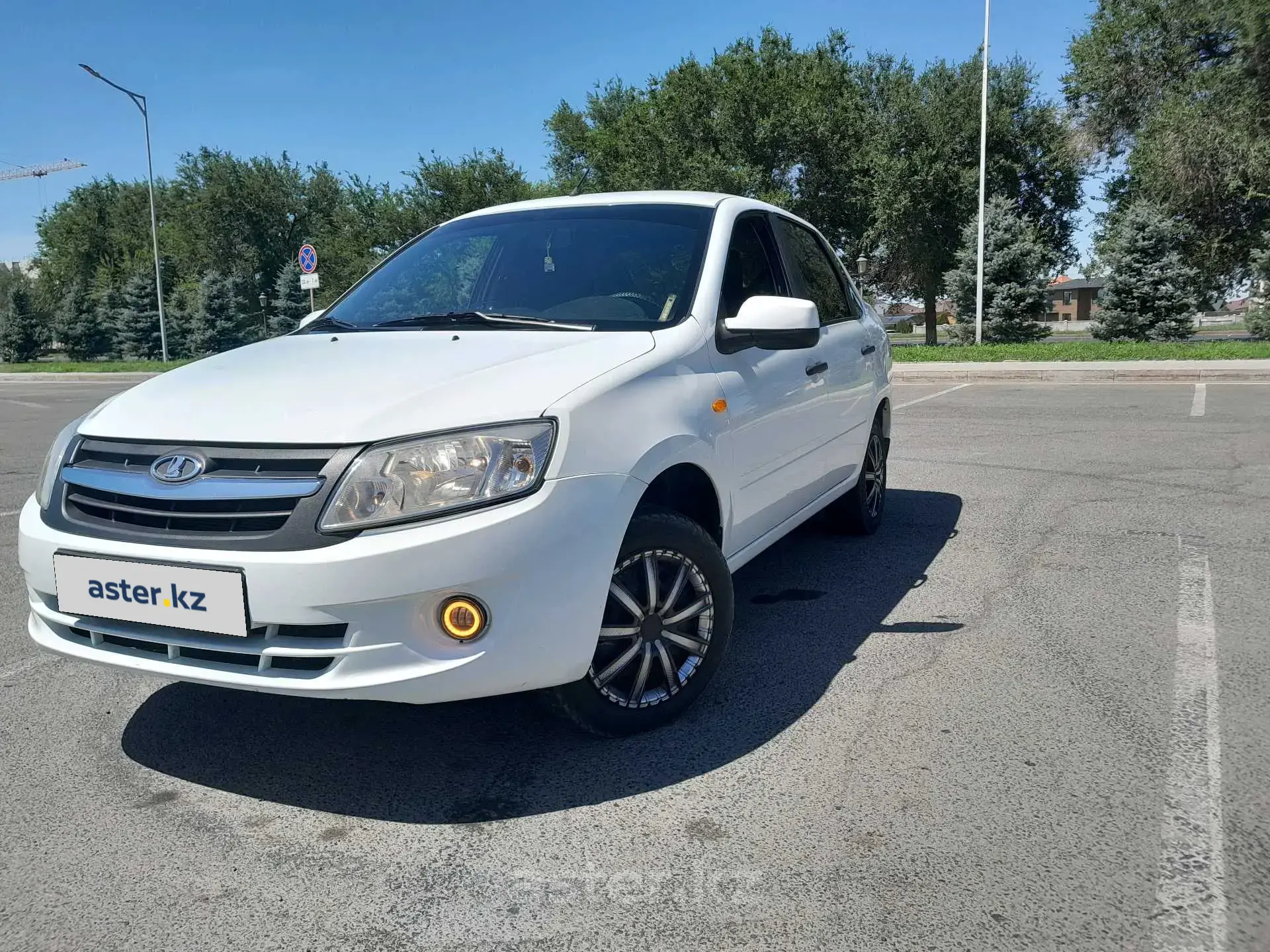 LADA (ВАЗ) Granta 2014