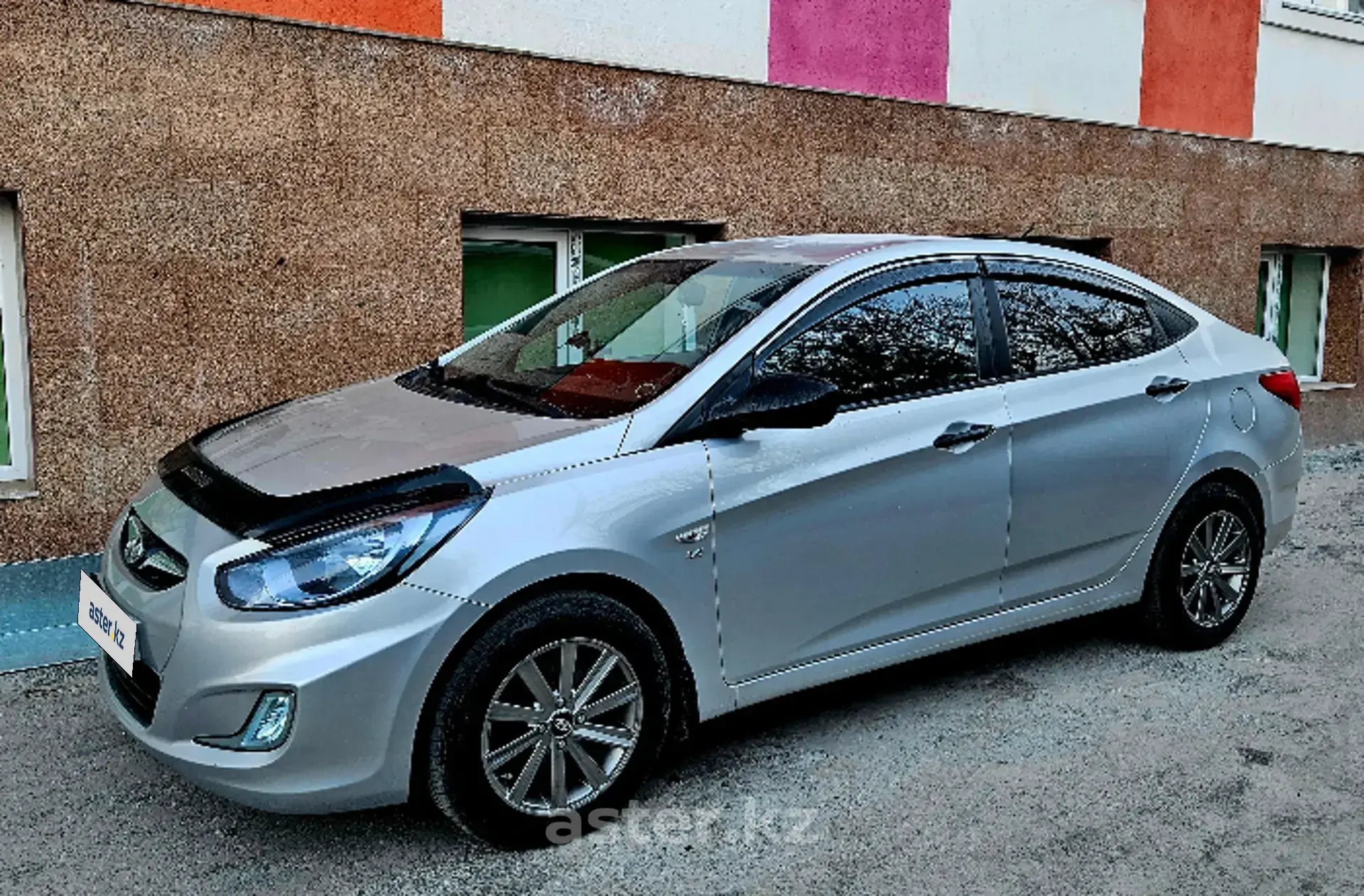 Hyundai Accent 2013