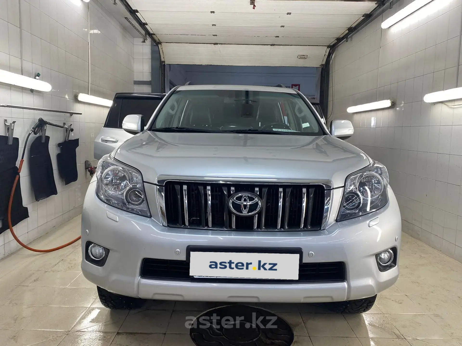 Toyota Land Cruiser Prado 2010