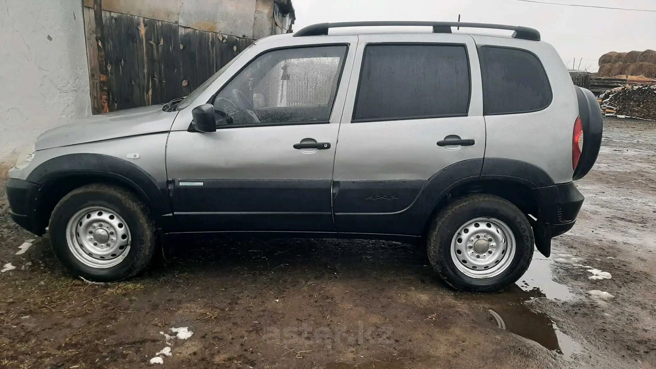 Chevrolet Niva 2013