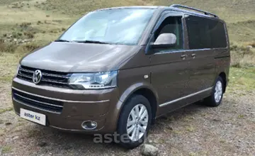 Volkswagen Multivan 2014 года за 20 000 000 тг. в Алматы