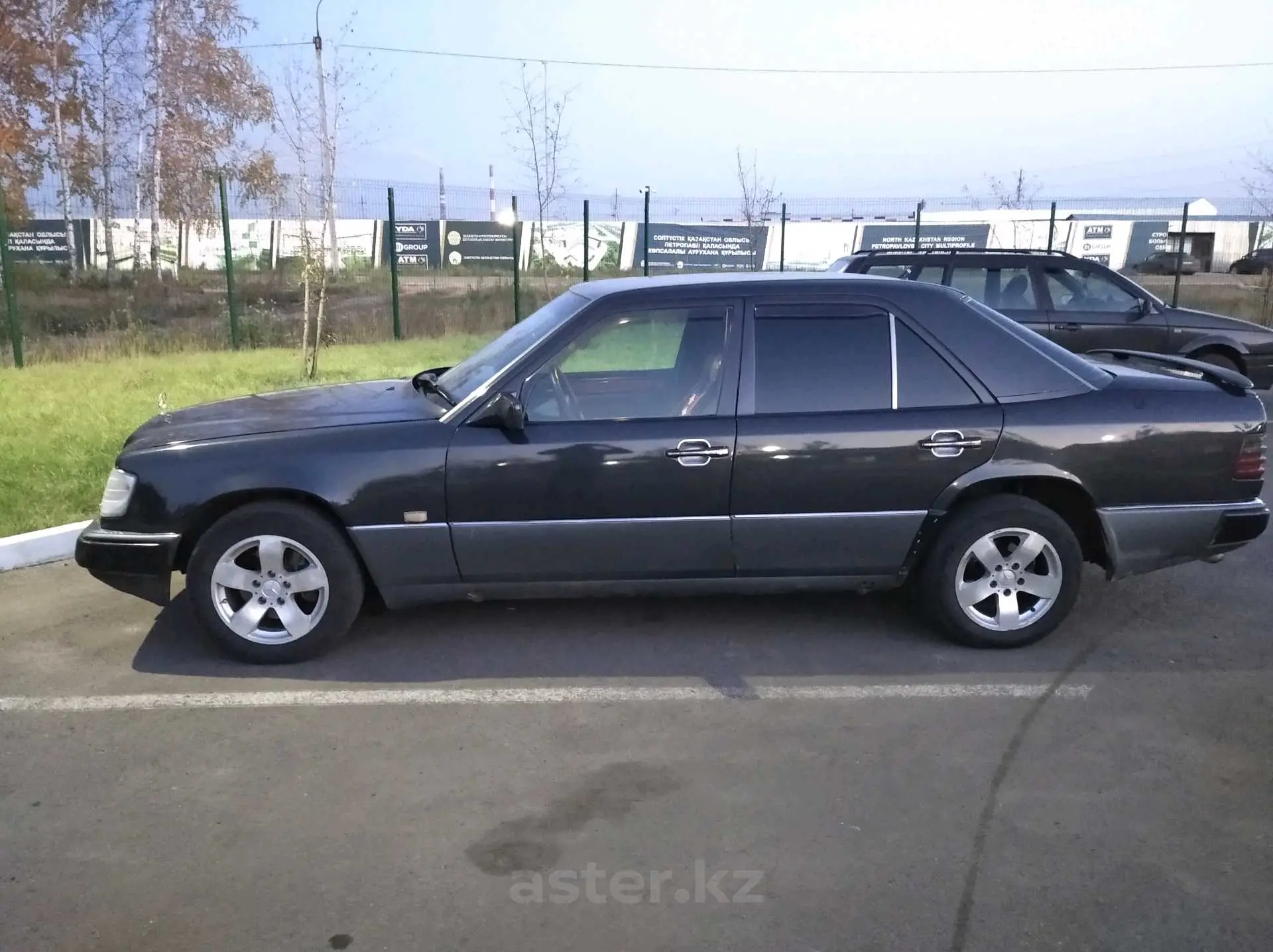 Mercedes-Benz E-Класс 1993
