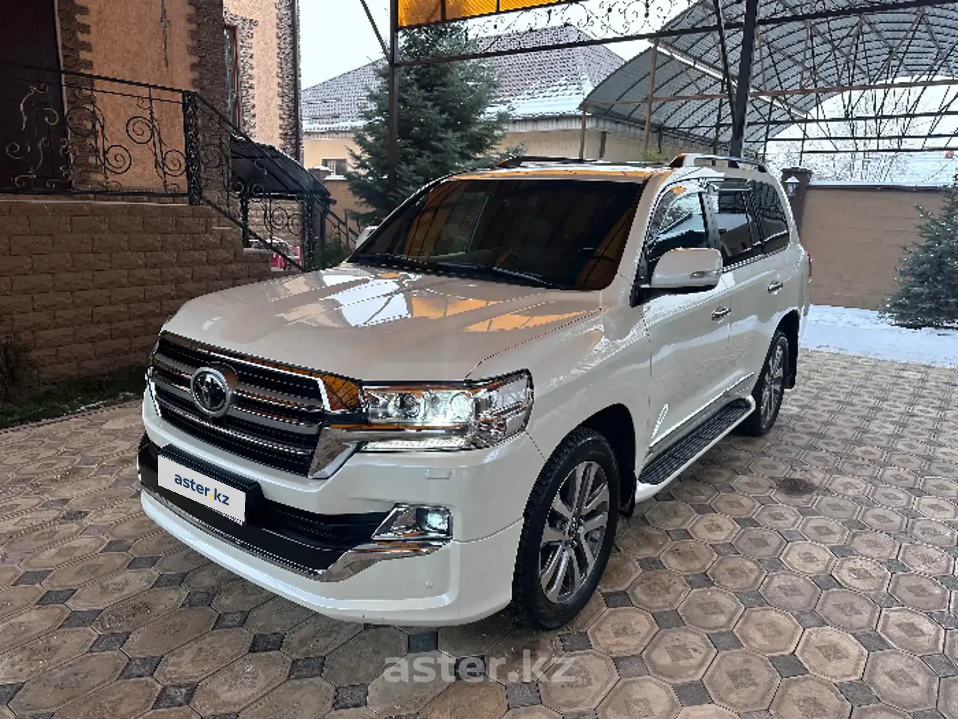 Toyota Land Cruiser 2019