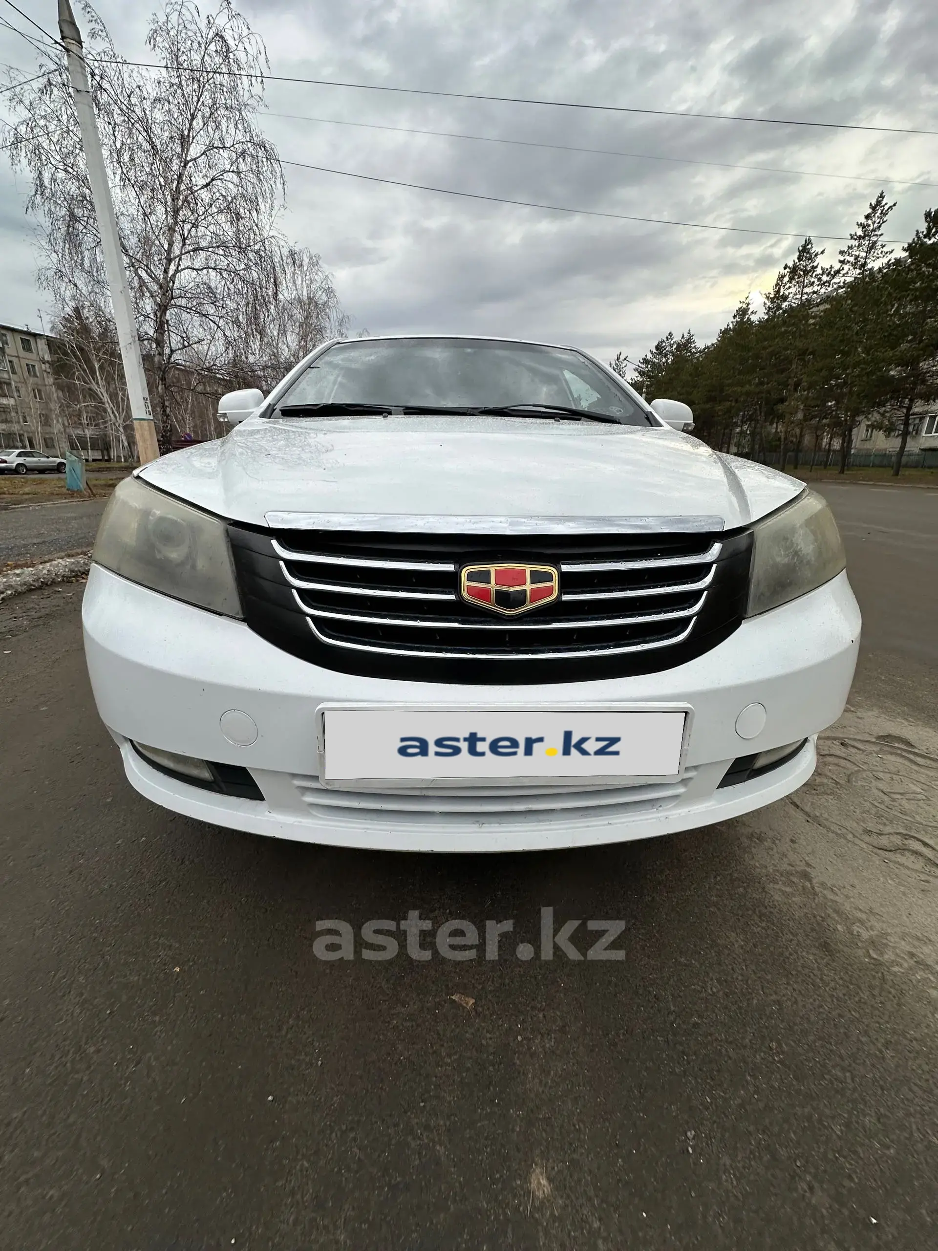 Geely Emgrand EC7 2013