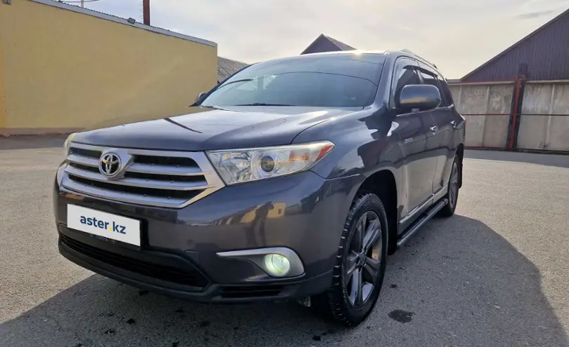 Toyota Highlander 2012 года за 14 000 000 тг. в Восточно-Казахстанская область