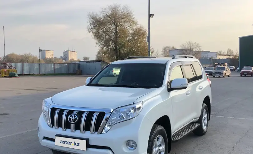 Toyota Land Cruiser Prado 2014 года за 18 400 000 тг. в Алматы