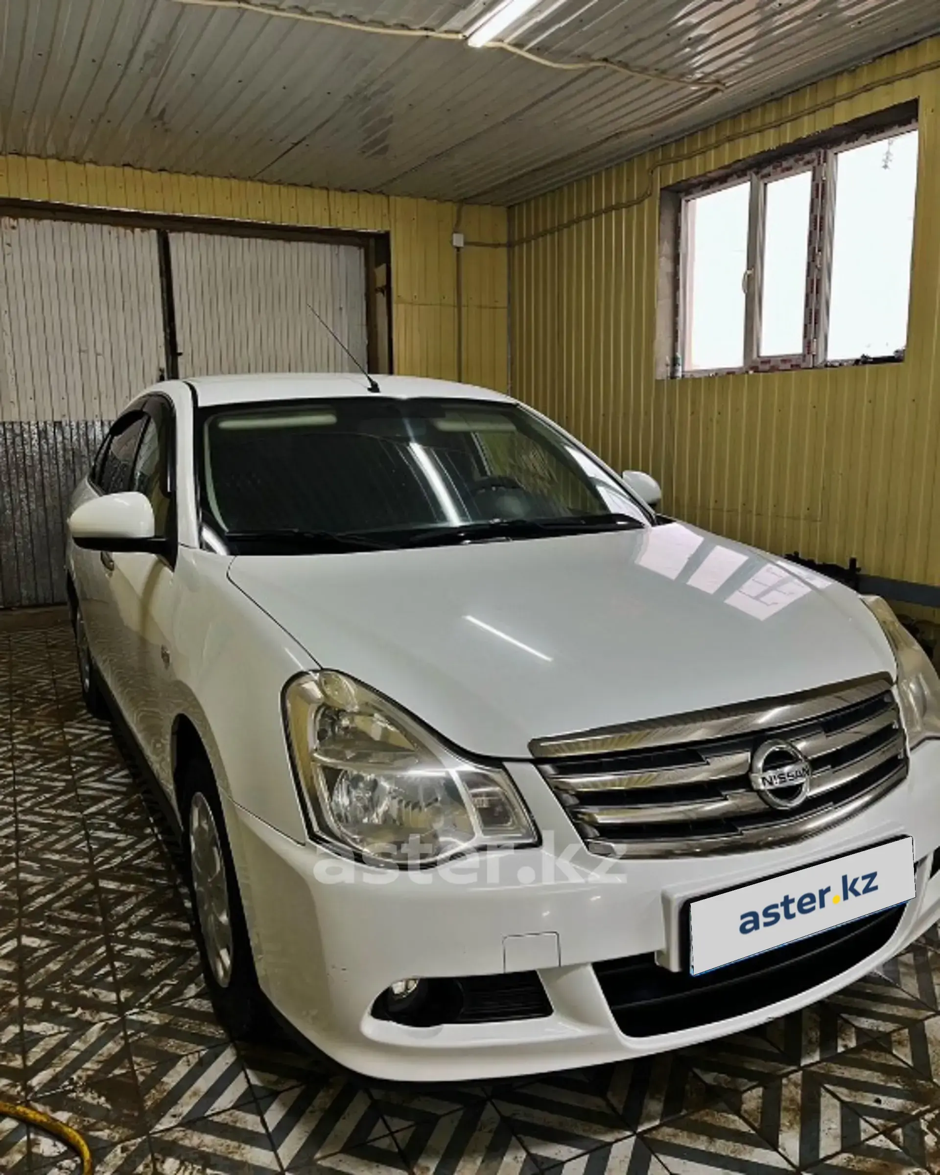 Nissan Almera 2014