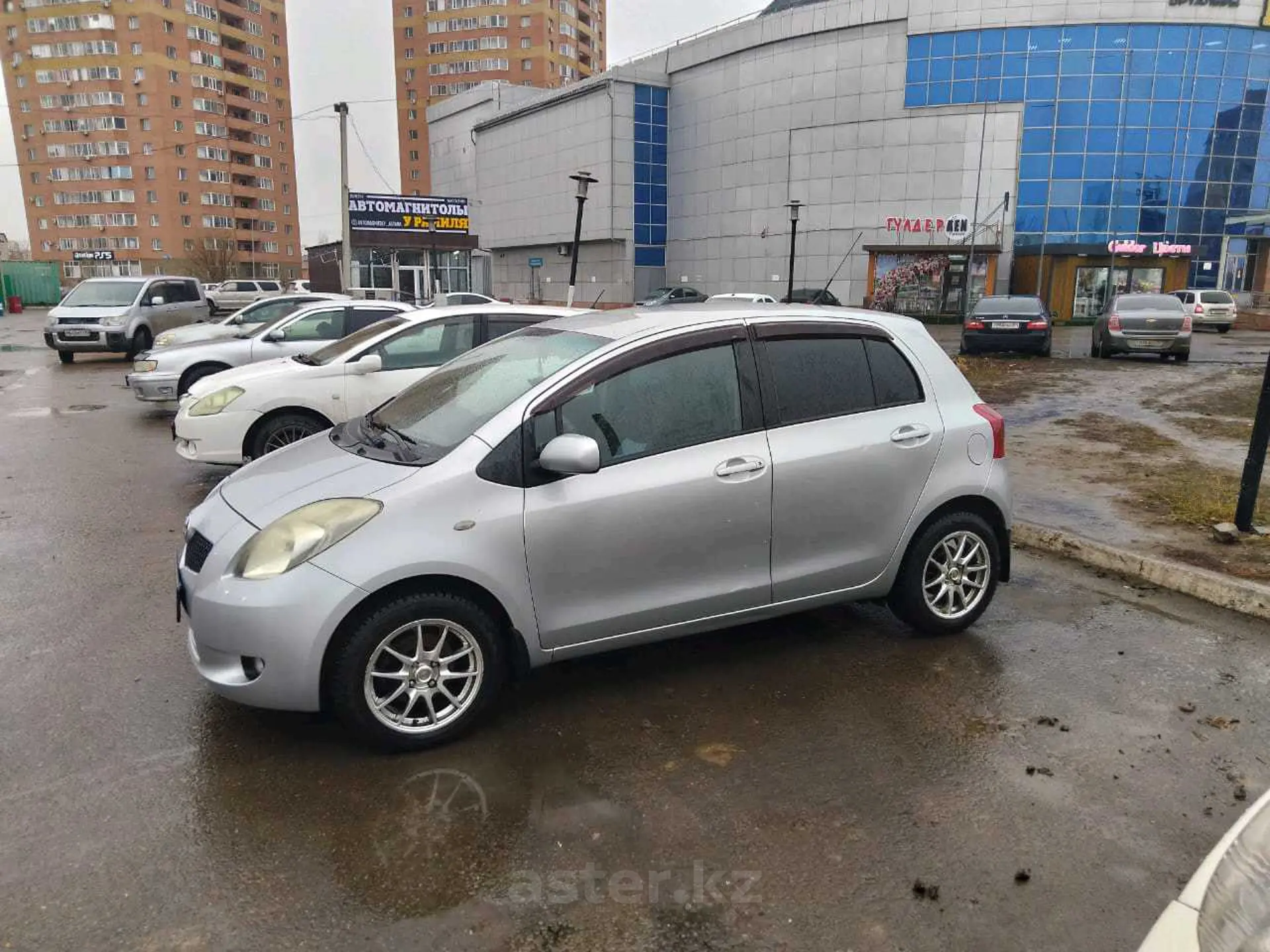 Toyota Yaris 2008