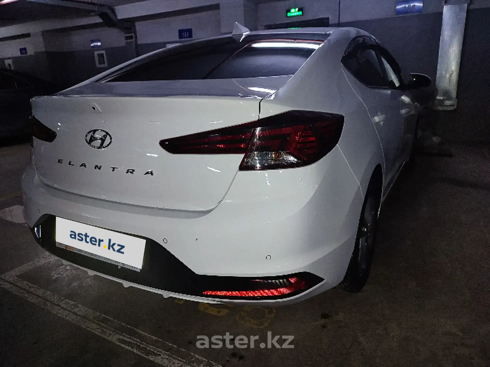 Hyundai Elantra 2019