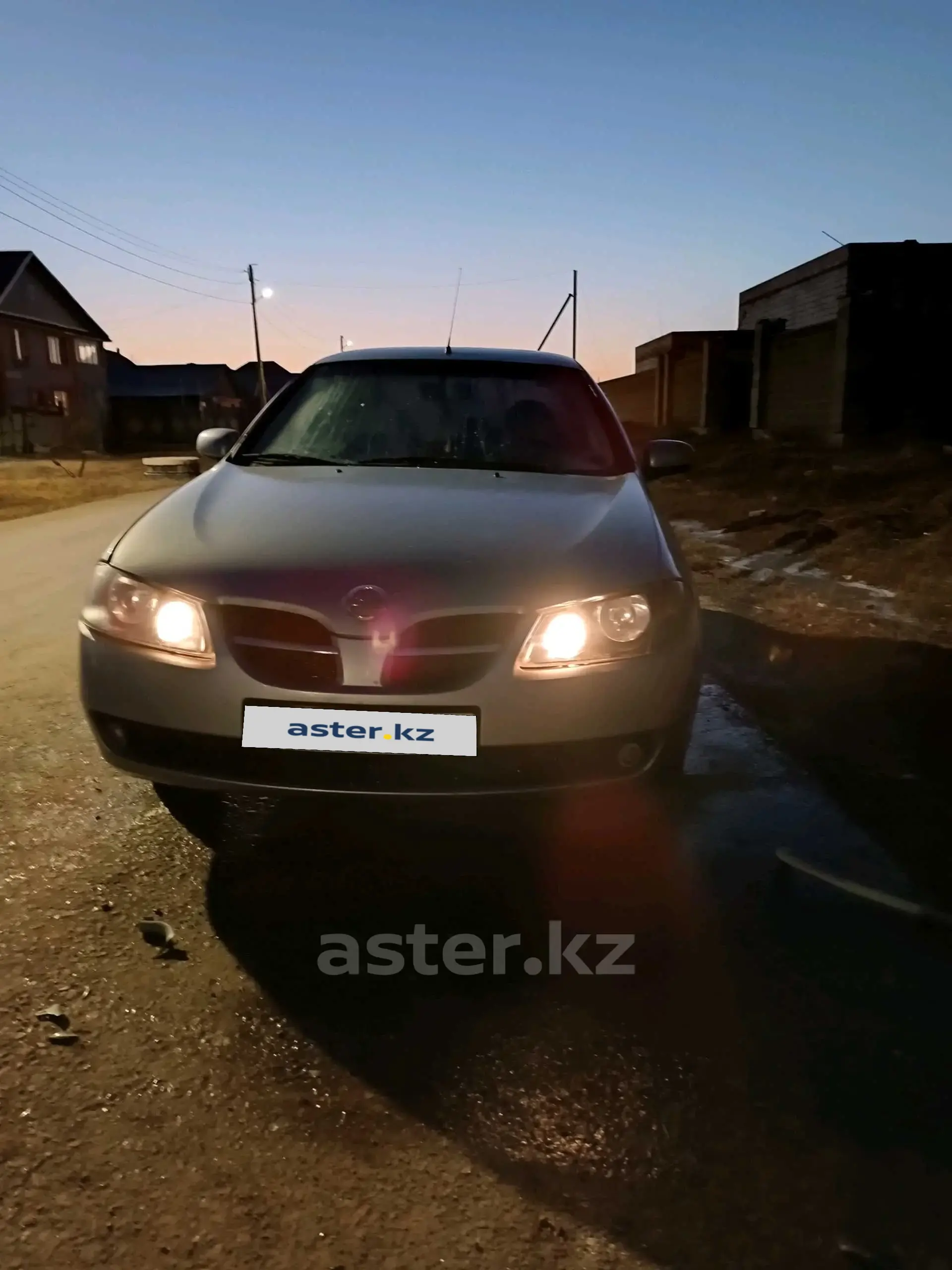 Nissan Almera 2005