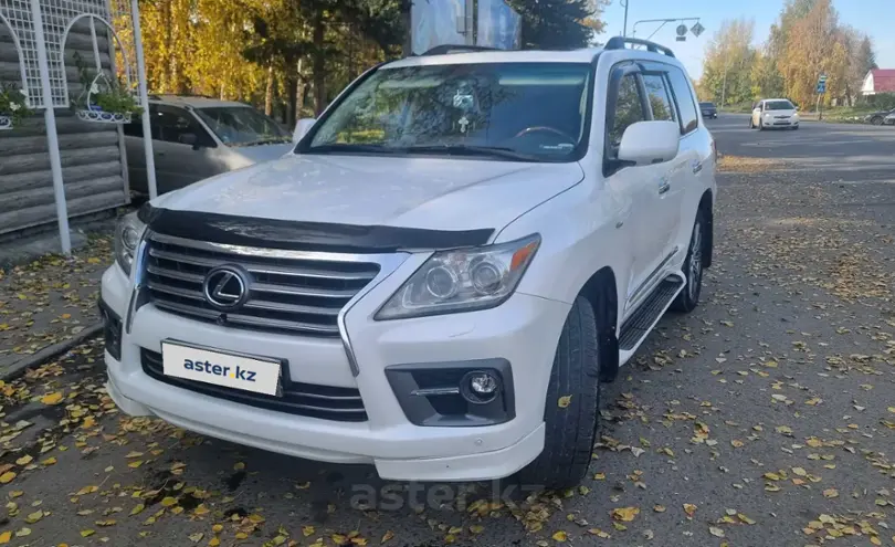 Lexus LX 2008 года за 17 000 000 тг. в null