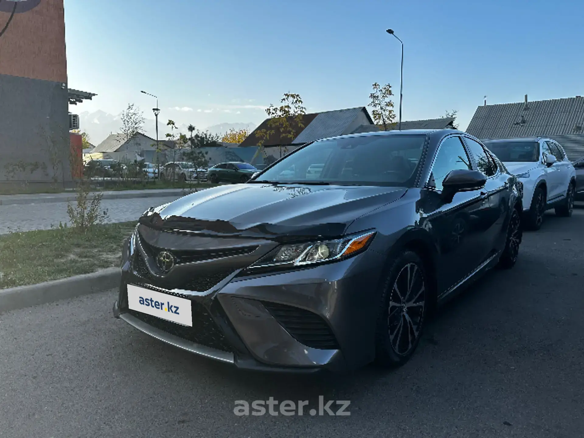 Toyota Camry 2019