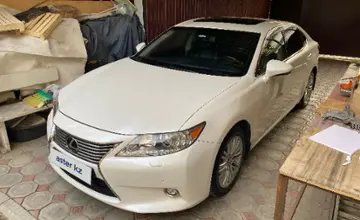 Lexus ES 2014 года за 12 500 000 тг. в Алматы