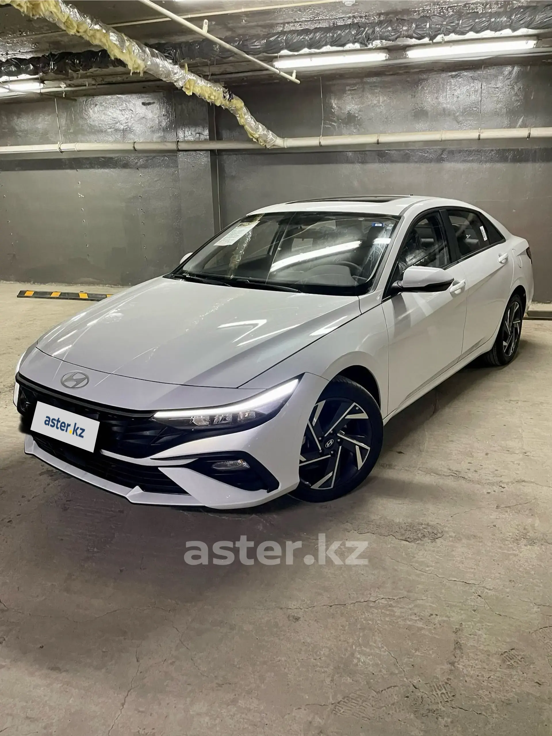 Hyundai Elantra 2023