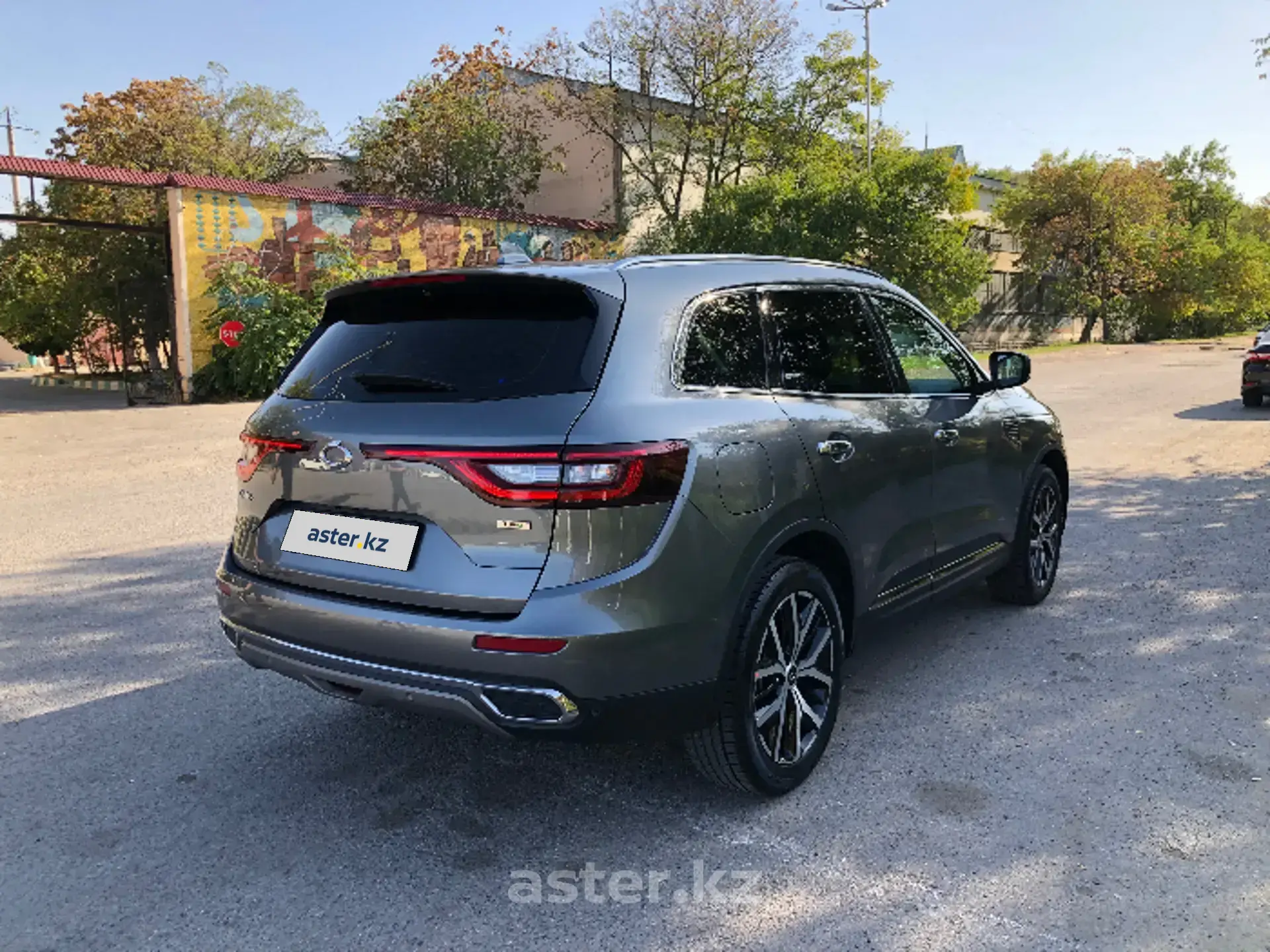 Купить Renault Samsung QM6 2020 года в Шымкенте, цена 9000000 тенге.  Продажа Renault Samsung QM6 в Шымкенте - Aster.kz. №c958704