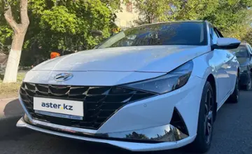 Hyundai Elantra 2021 года за 13 500 000 тг. в Астана