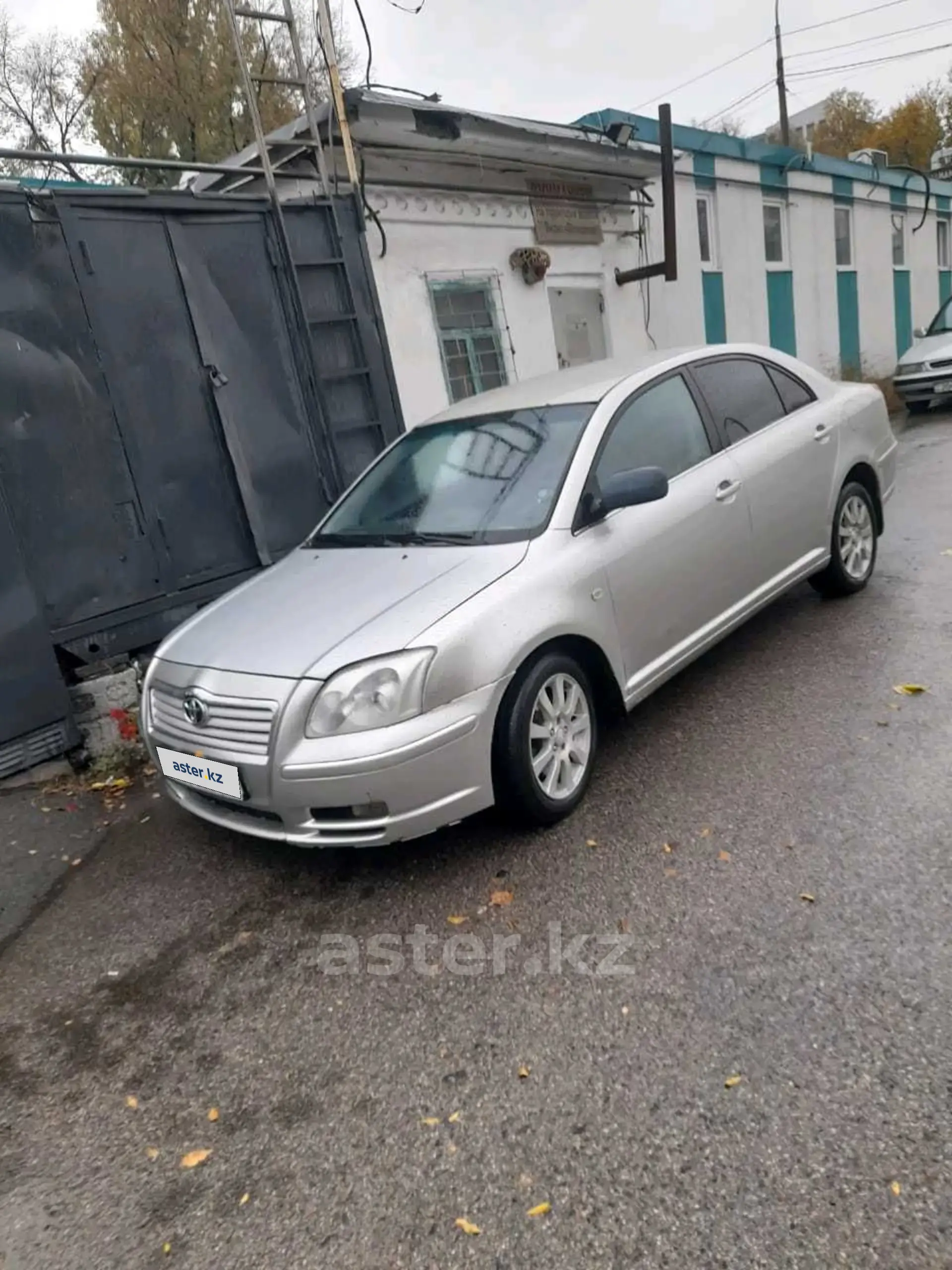 Toyota Avensis 2004