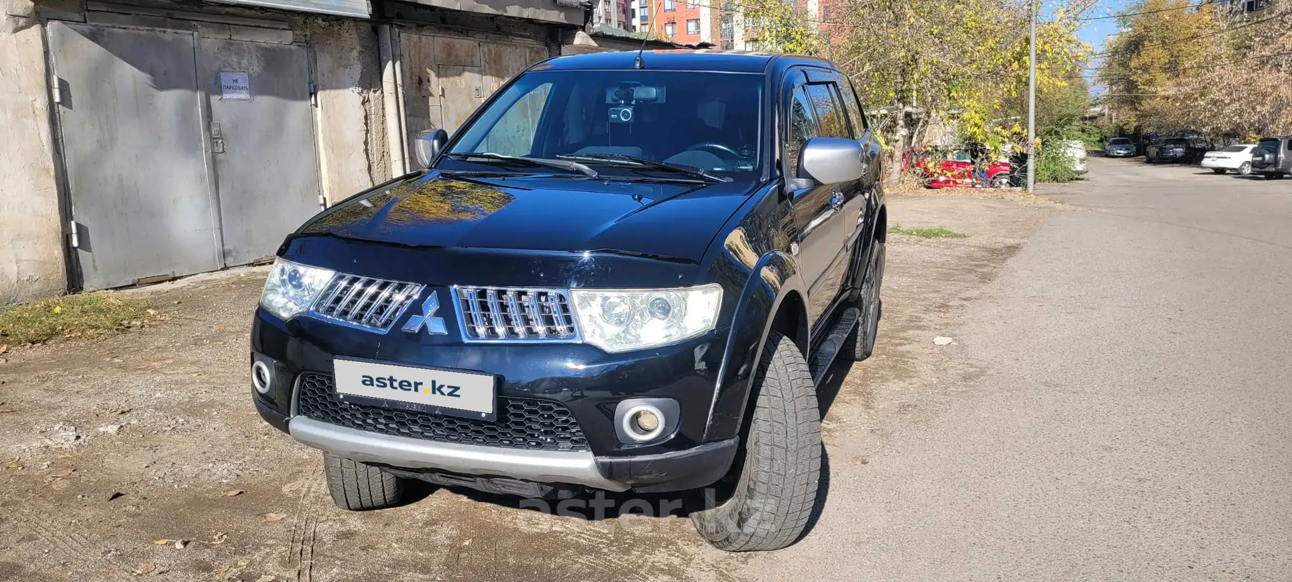 Mitsubishi Pajero Sport 2013