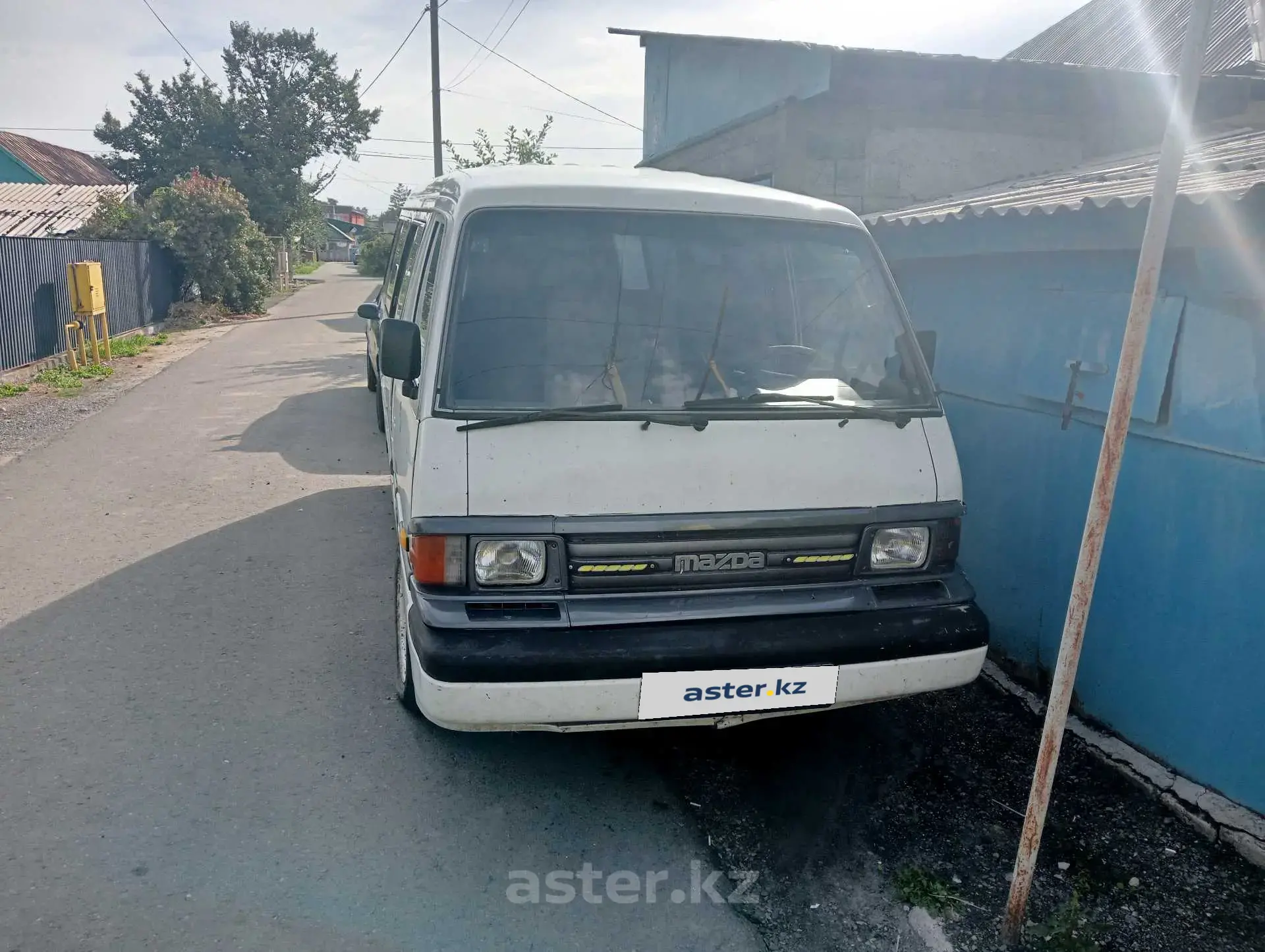 Mazda Bongo 1990