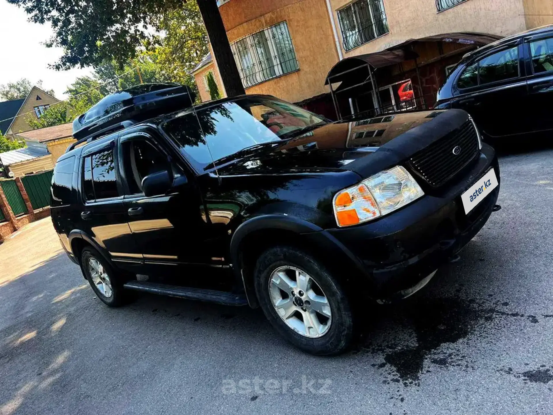 Ford Explorer 2003 года