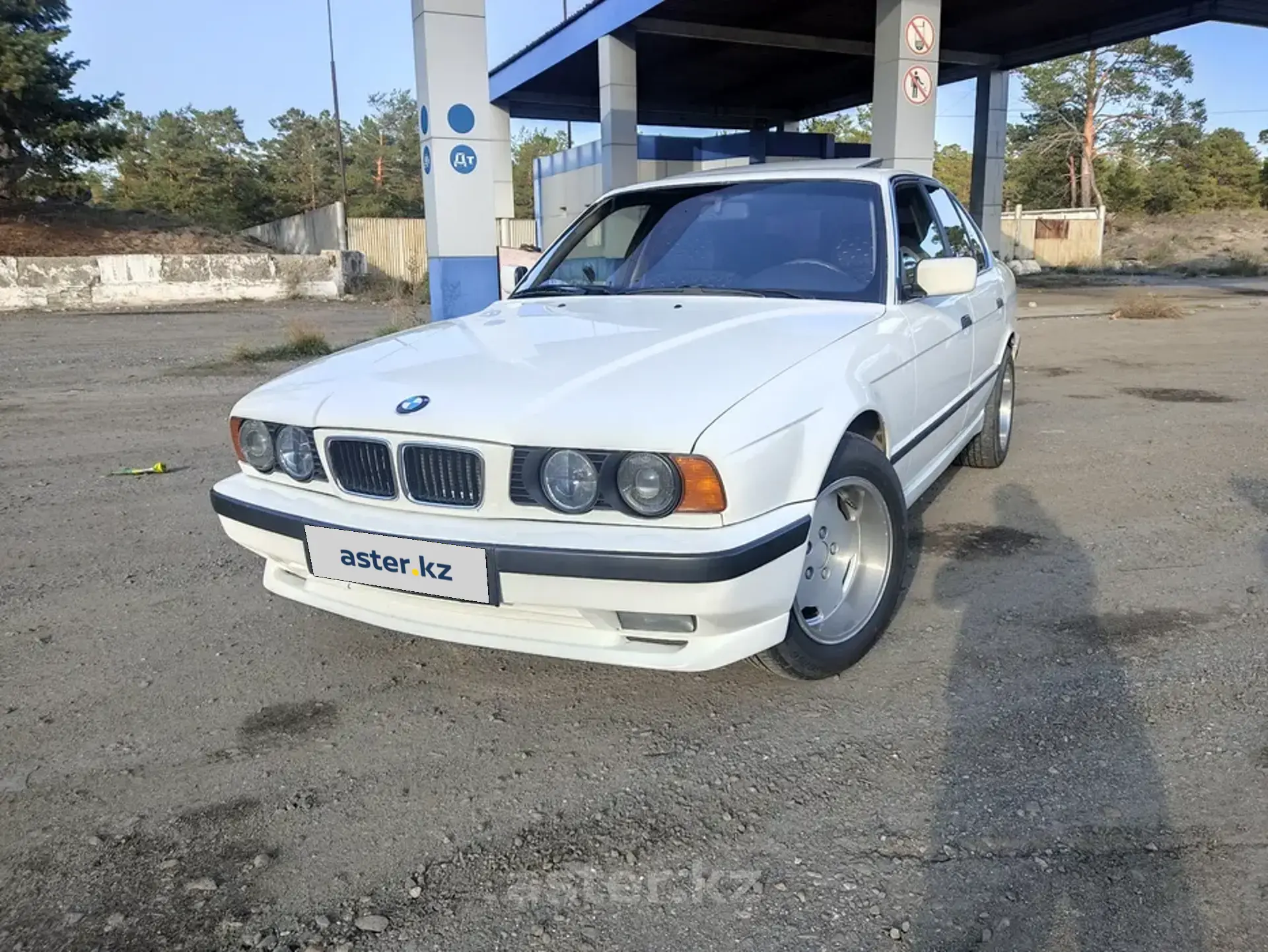 BMW 5 серии 1993