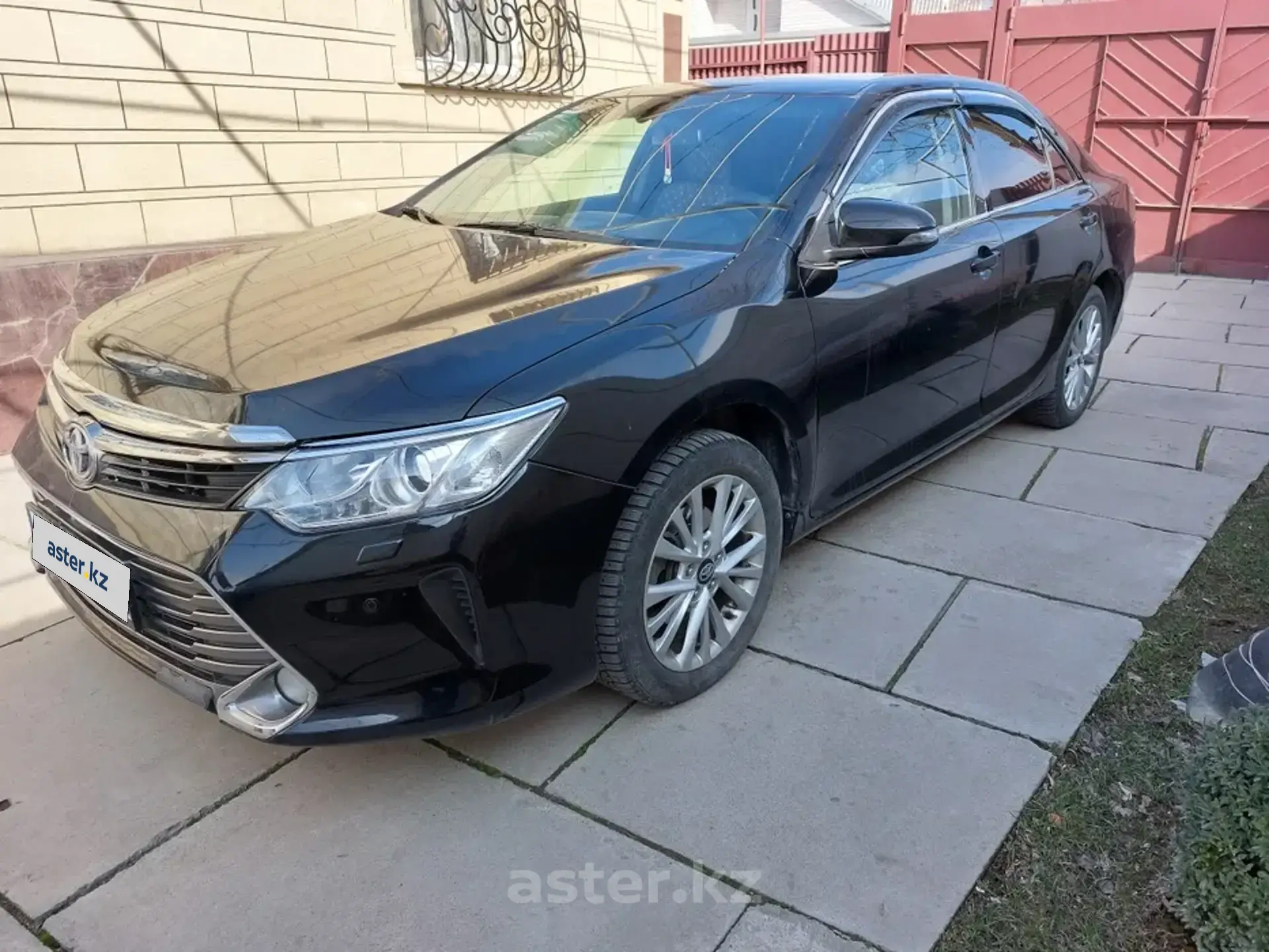 Toyota Camry 2015