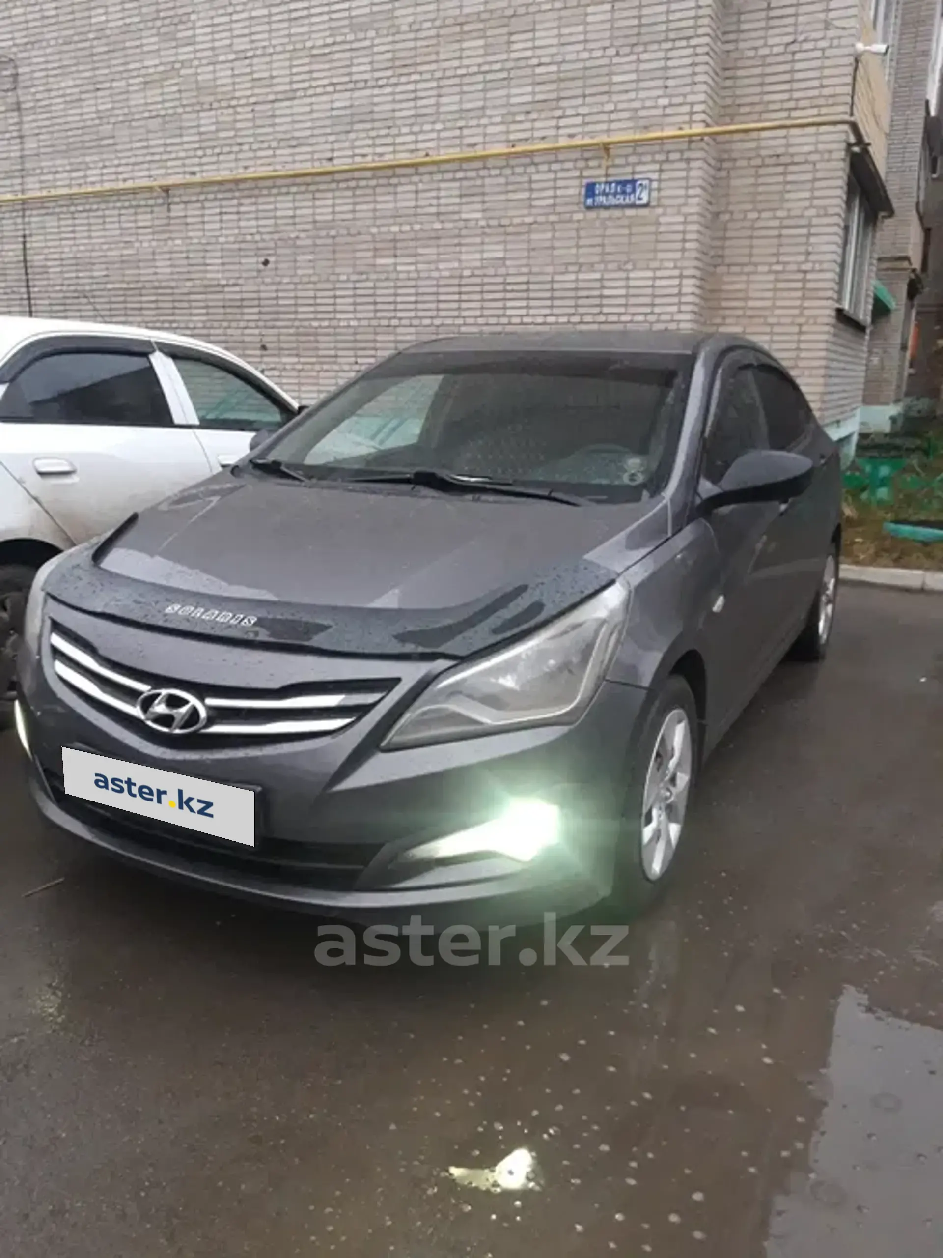 Hyundai Accent 2014