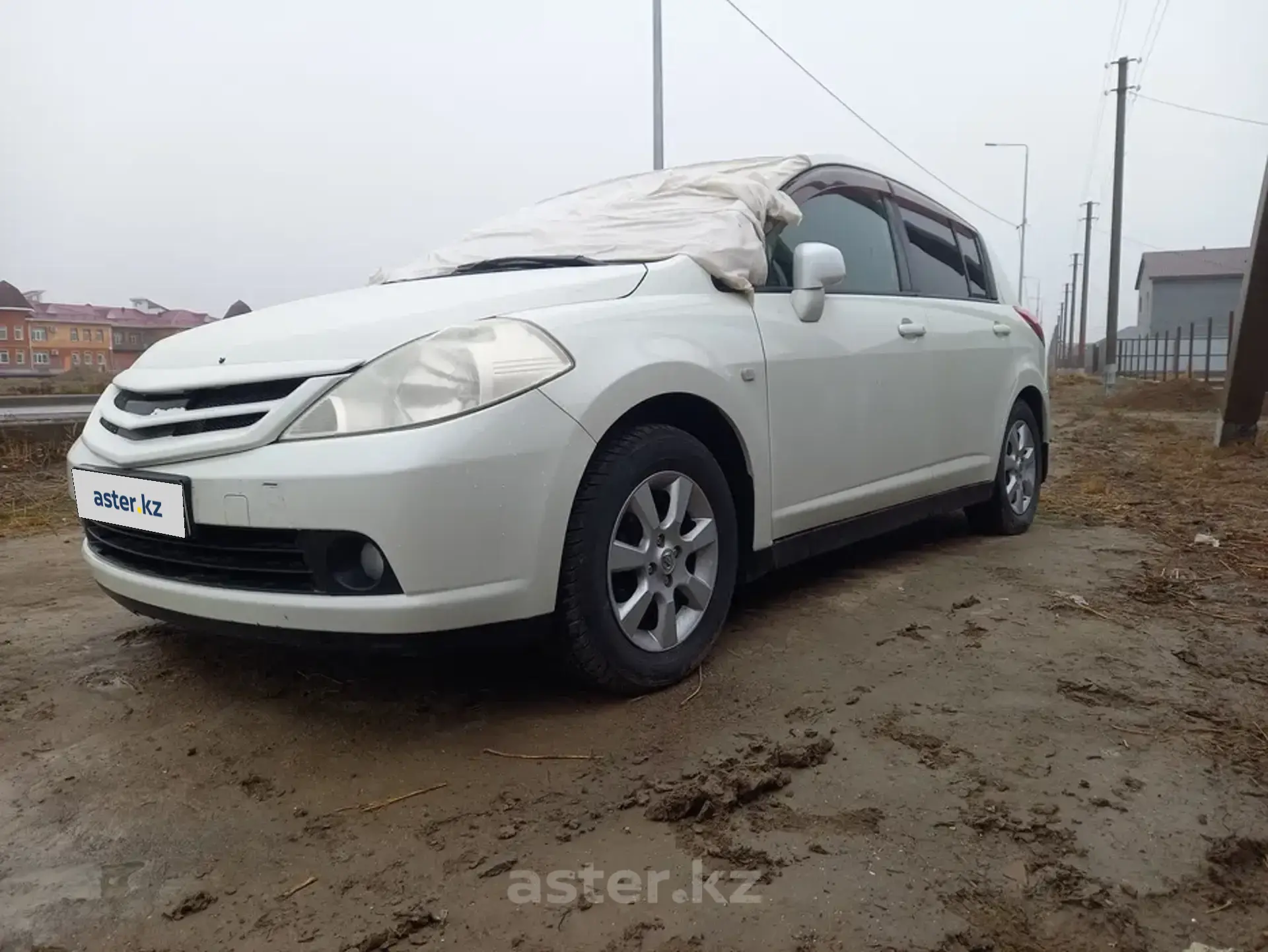 Nissan Tiida 2006